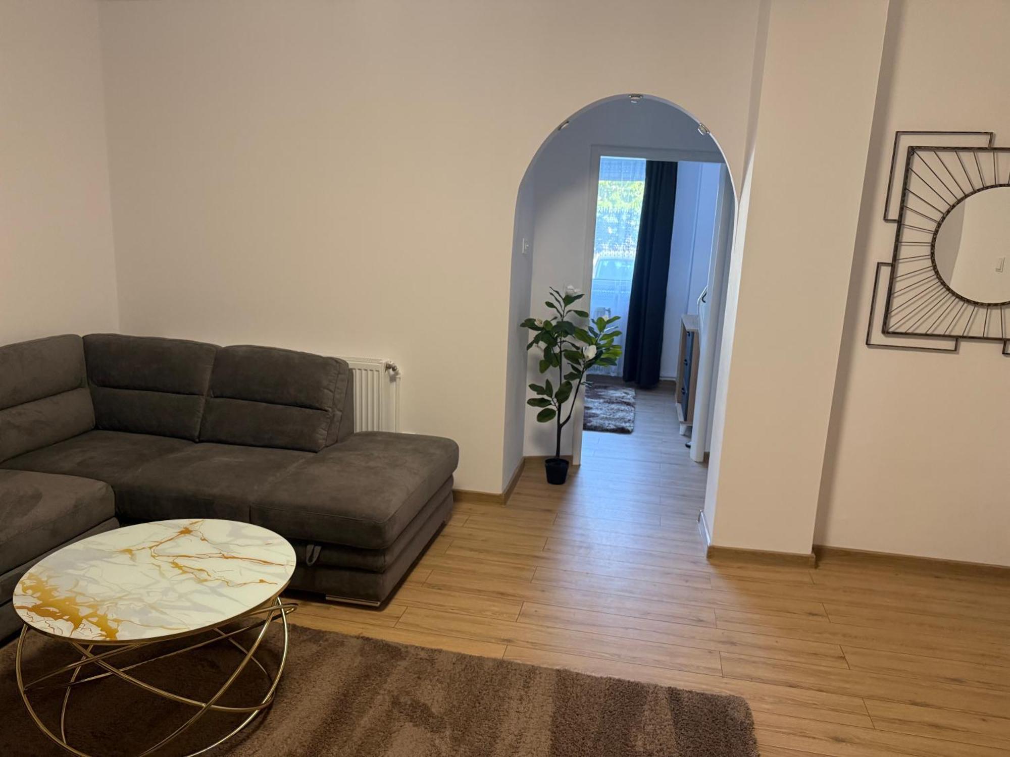 Modernul Apartament De Langa Castel Hunedoara Exterior foto